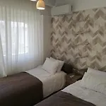 Διαμέρισμα W
