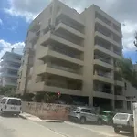 W Διαμέρισμα *
