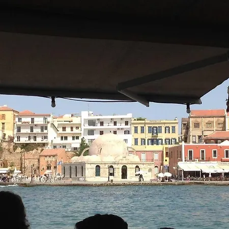 W Chania (Crete)